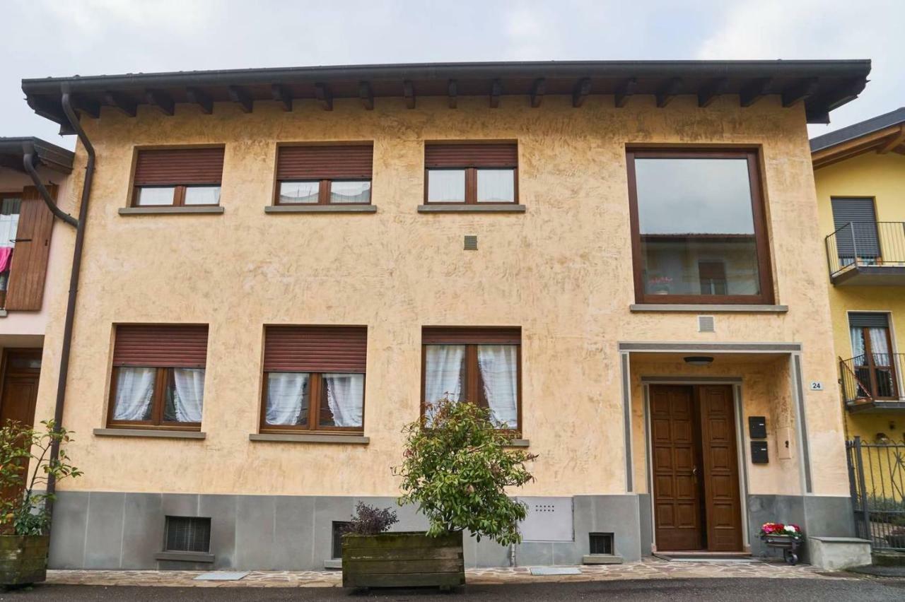 Appartamento Clivo Solto Collina Exteriér fotografie